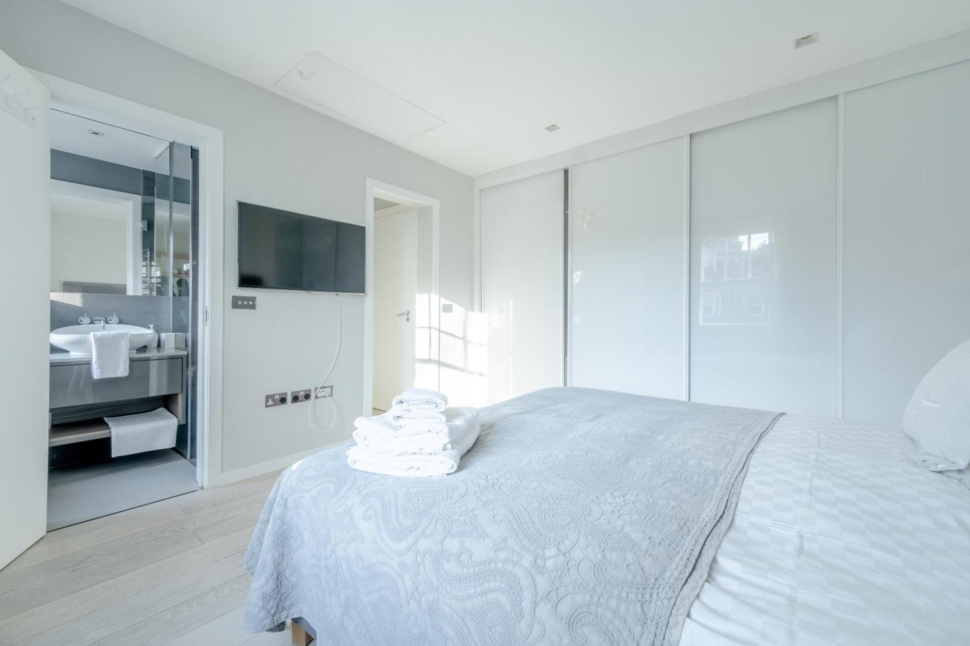 Modern And Luxurious 2 Bedroom Flat - Barons Court Appartamento *
