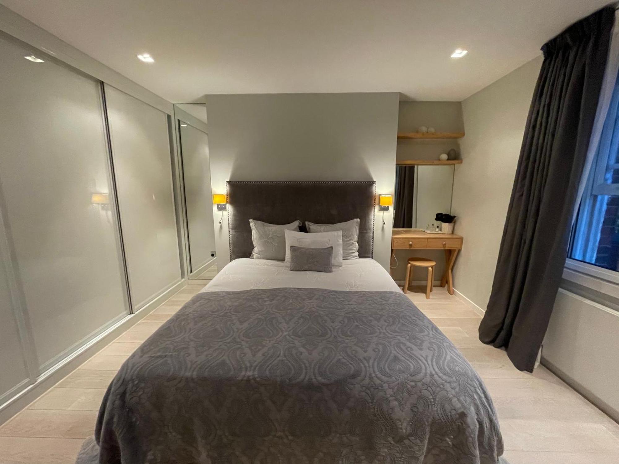 Appartamento Modern And Luxurious 2 Bedroom Flat - Barons Court *
